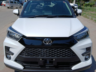 toyota-raize