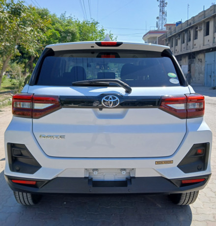 toyota-raize-big-5