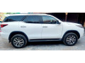 toyota-fortuner-v-2021-small-0