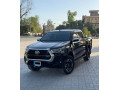 2021-toyota-hilux-revo-v-new-shape-small-3