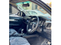 2021-toyota-hilux-revo-v-new-shape-small-8