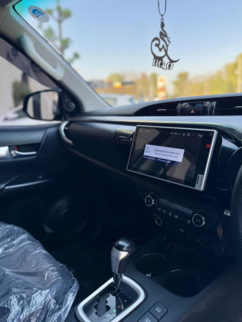 2021-toyota-hilux-revo-v-new-shape-big-14