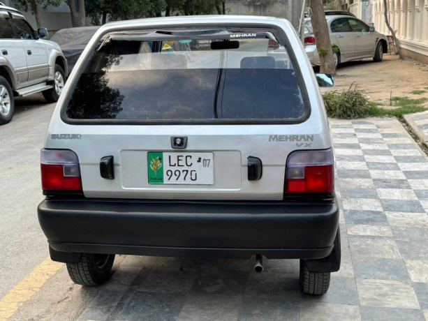 suzuki-mehran-2007-big-2
