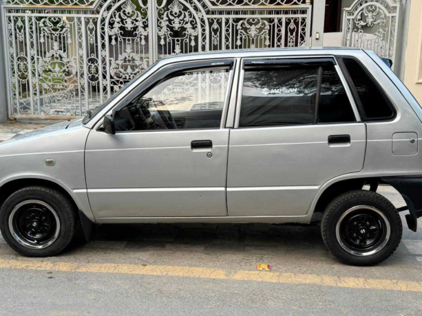 suzuki-mehran-2007-big-3