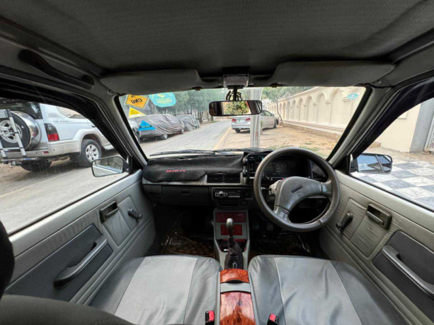 suzuki-mehran-2007-big-5