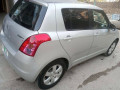 suzuki-swift-2011-small-9