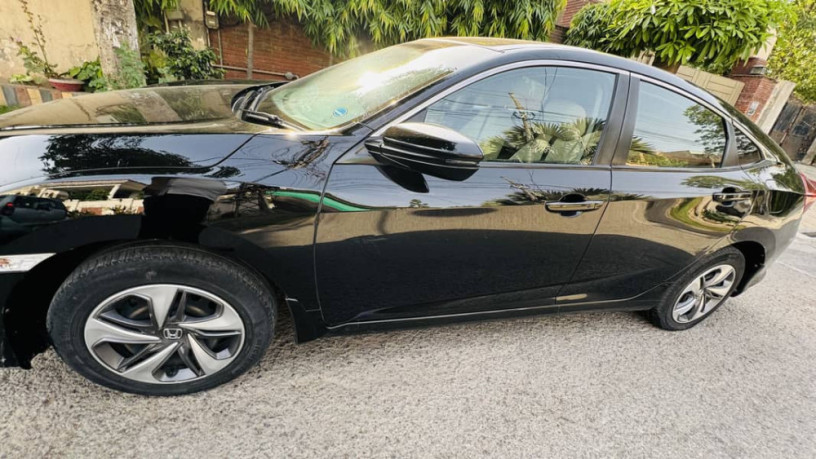 honda-civic-2021-model-total-genuine-paint-new-car-big-11