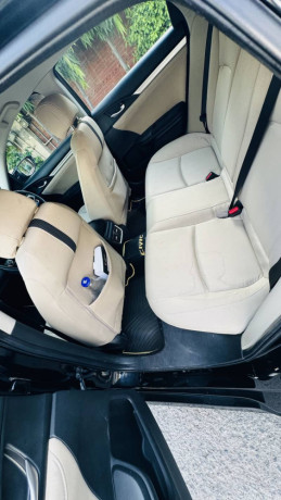 honda-civic-2021-model-total-genuine-paint-new-car-big-14