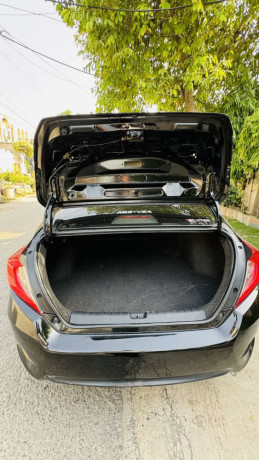 honda-civic-2021-model-total-genuine-paint-new-car-big-16
