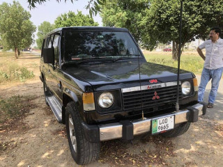 mitsubishi-pajero