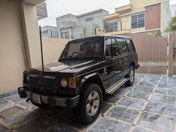 mitsubishi-pajero-big-8