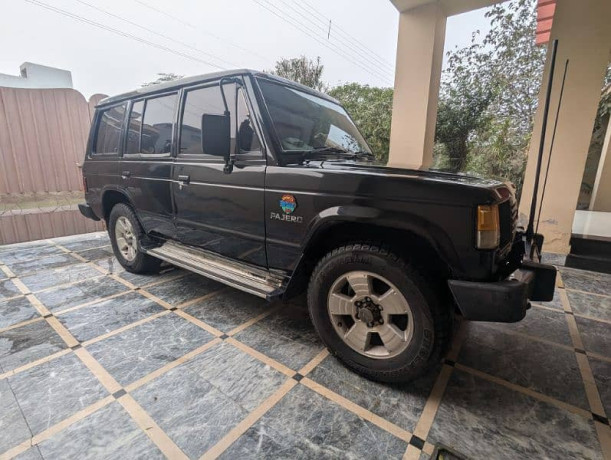 mitsubishi-pajero-big-3