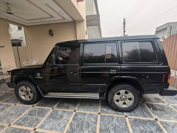 mitsubishi-pajero-big-6
