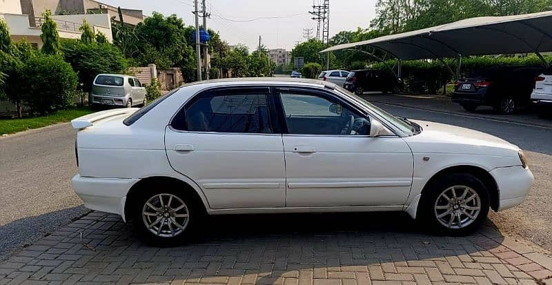 well-maintained-and-excellent-condition-suzuki-baleno-2005-for-sale-big-7