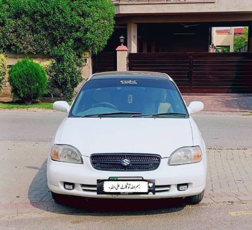 well-maintained-and-excellent-condition-suzuki-baleno-2005-for-sale-big-0