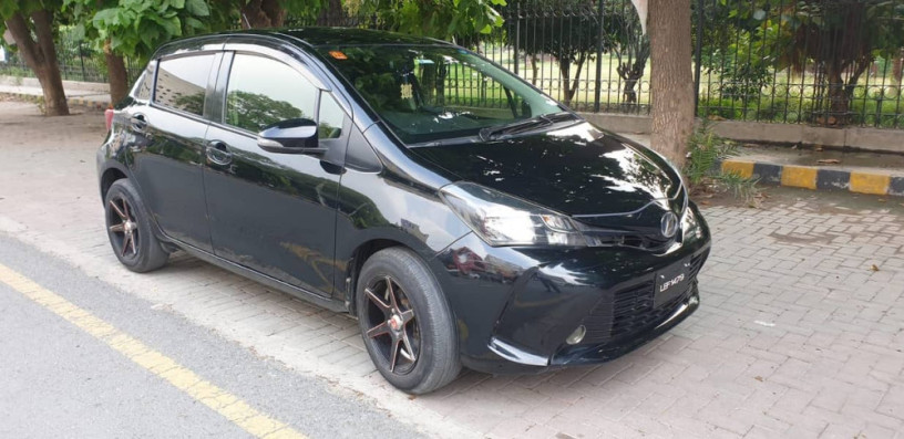 toyota-vitz-201619-import-big-6