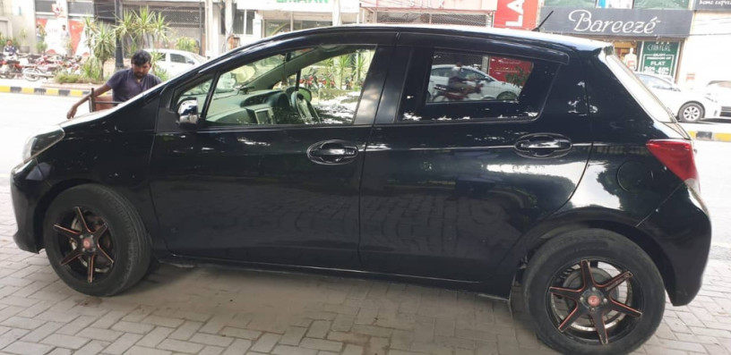 toyota-vitz-201619-import-big-8