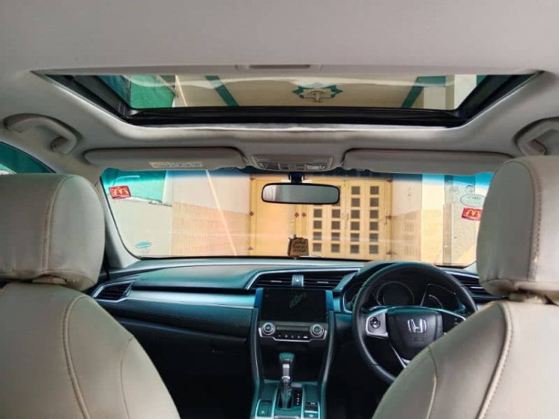 honda-civic-total-genuine-brand-new-big-12