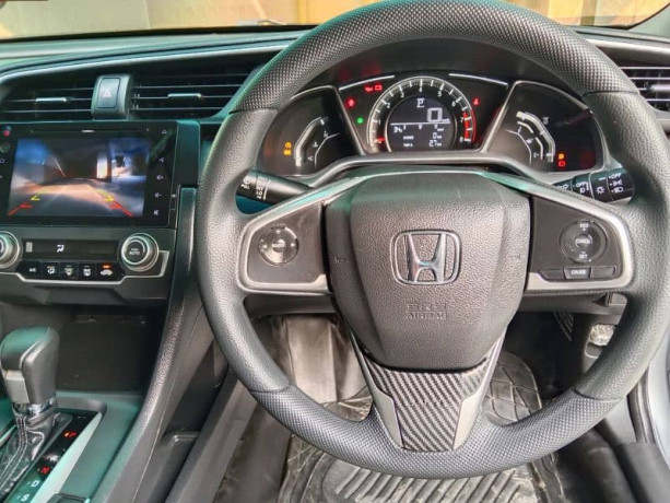 honda-civic-total-genuine-brand-new-big-13