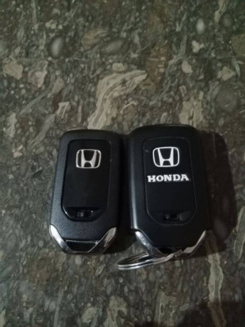 honda-civic-total-genuine-brand-new-big-19