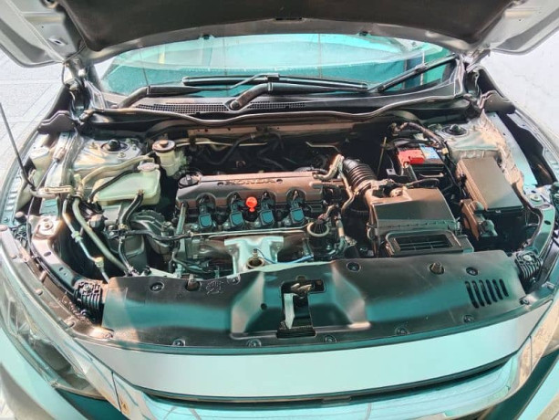 honda-civic-total-genuine-brand-new-big-7