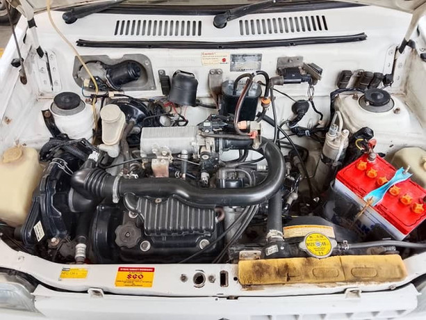 suzuki-mehran-vxr-2014-big-11