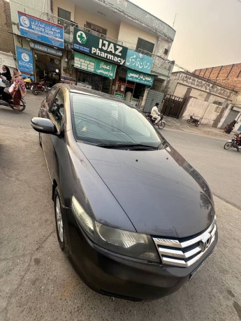 honda-city-aspire-2014-big-6