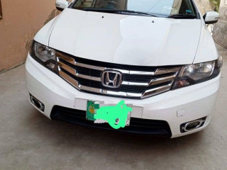 honda-city-aspire-2016-15-automatic-white-color-original-condition