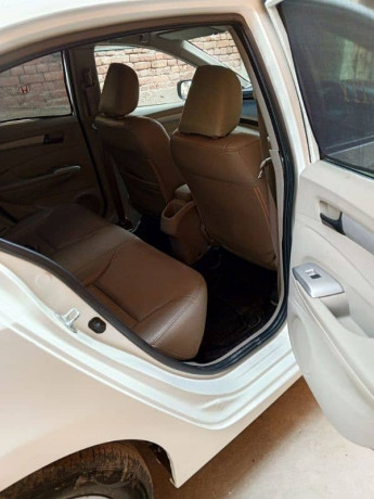 honda-city-aspire-2016-15-automatic-white-color-original-condition-big-14