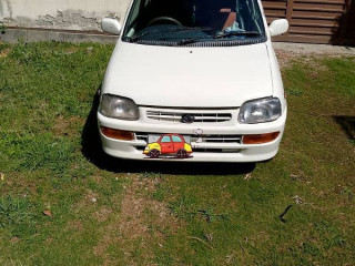 daihatsu-cuore-2003-auto
