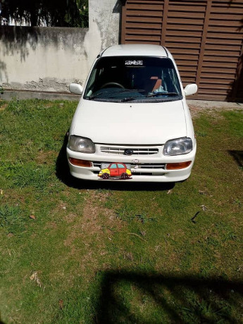 daihatsu-cuore-2003-auto-big-0