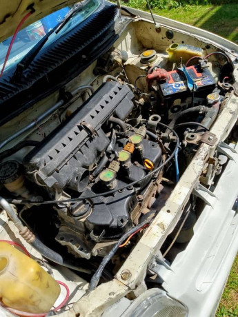 daihatsu-cuore-2003-auto-big-12