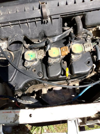 daihatsu-cuore-2003-auto-big-10