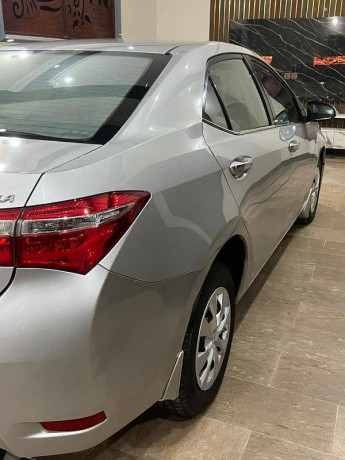 toyota-corolla-gli-2017-big-17