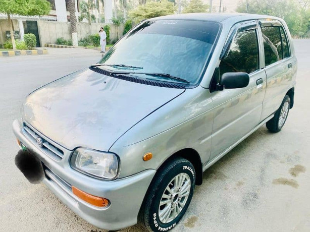daihatsu-cuore-2009-big-1