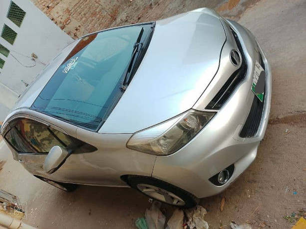 toyota-vitz-2014-big-2