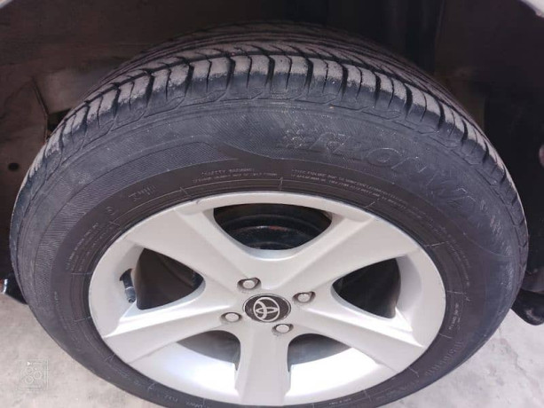 toyota-vitz-2014-big-18