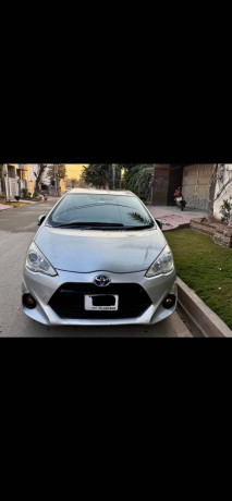 toyota-aqua-g-soft-led-big-9