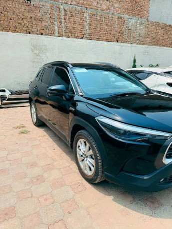 toyota-corolla-cross-hev-x-2025-big-2