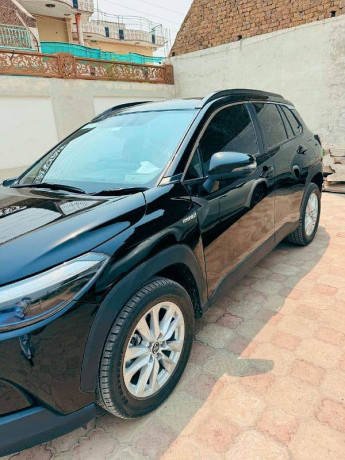 toyota-corolla-cross-hev-x-2025-big-1