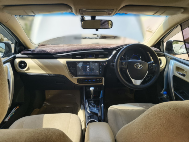 toyota-corolla-altis-grande-18-cvt-2017-facelift-big-7