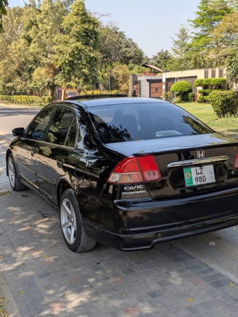 honda-civic-vti-oriel-prosmatec-20041620-say-km-wala-rabta-na-kry-big-5