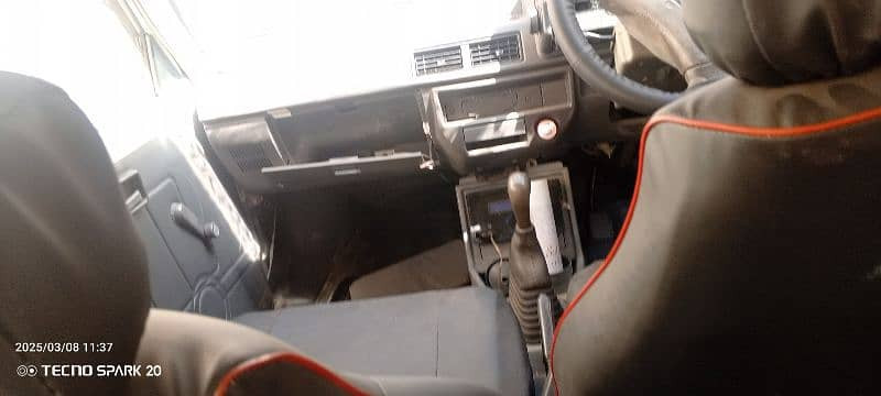 suzuki-mehran-vxr-2011-big-3