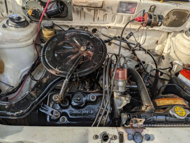 suzuki-mehran-original-condition-big-10