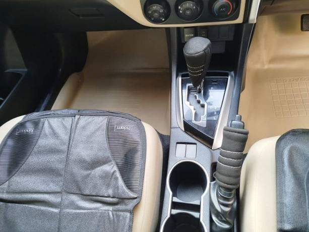 toyota-corolla-altis-2021-big-6