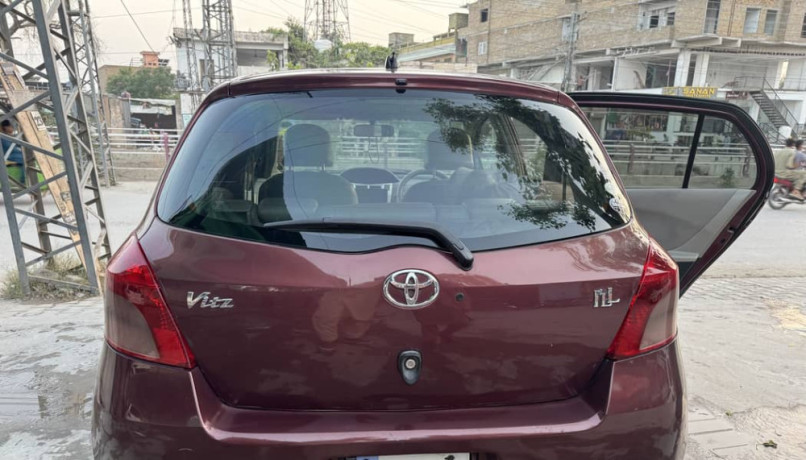 vitz-ill-1300-gane-1-full-option-car-big-9