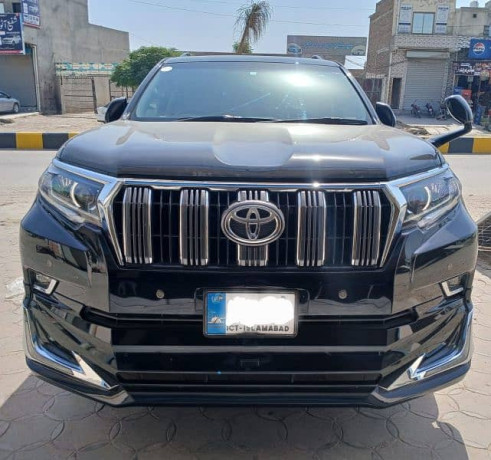 toyota-prado-2016-big-0