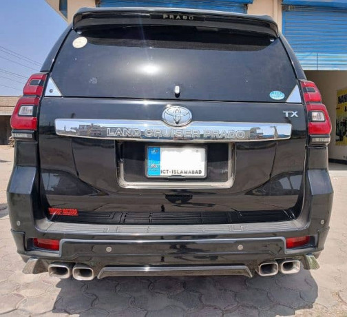 toyota-prado-2016-big-1