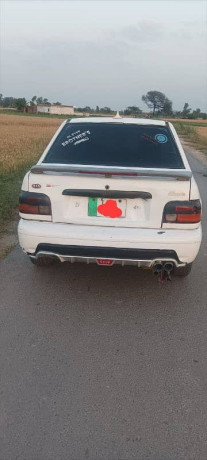 kia-classic-2001-big-7