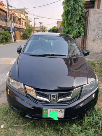 honda-city-ivtec-2012-big-10